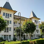 Seeschloss, App 21, Direkt An Der Strandpromenade, Toplage דירה בינץ